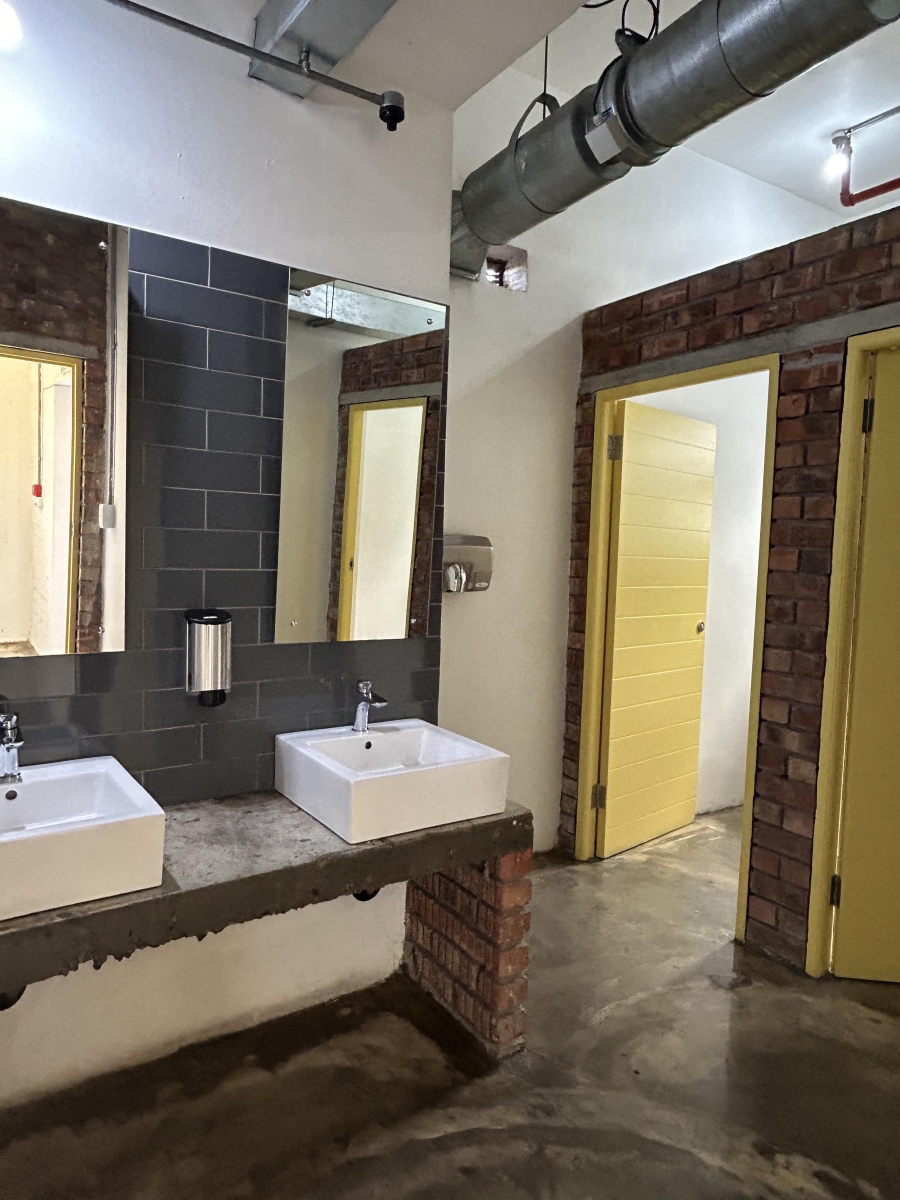 To Let Commercial Property for Rent in Woodstock Western Cape